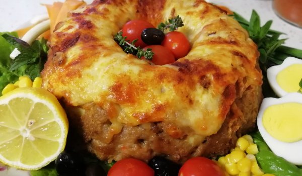 Месно руло (Руло Стефани) в кексова форма