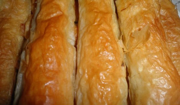 Мини банички с праз лук и бекон