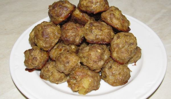 Мини кюфтенца на фурна