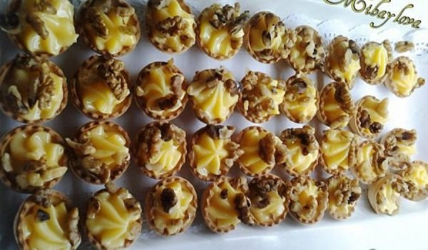 Мини кошнички с баварски крем