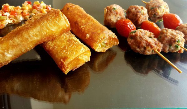 Миникюфтенца със зеленчукови рулца