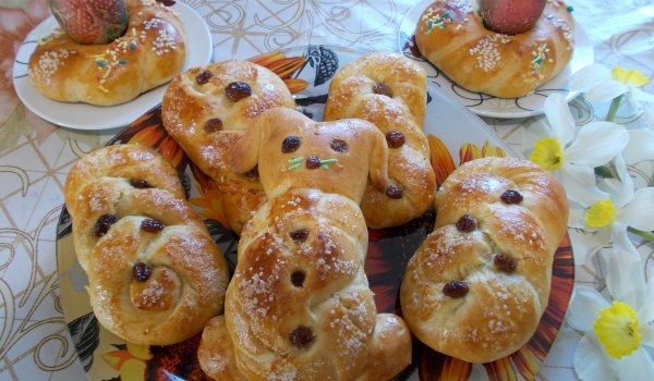Миникозуначета и венчета за Великден