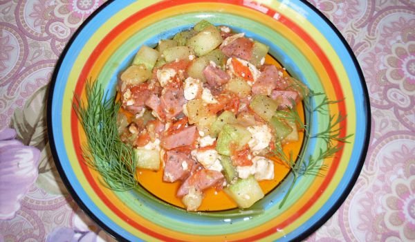 Миш - маш с тиквички, салам и сирене