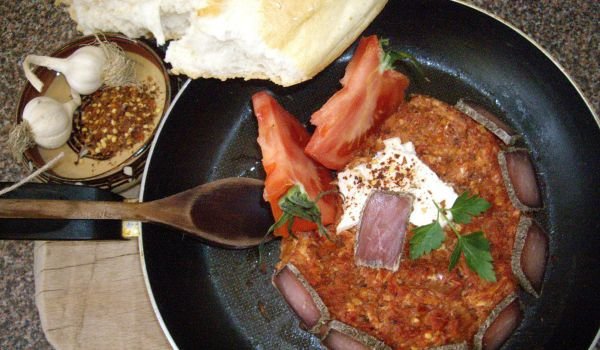 Миш-маш с пастърма