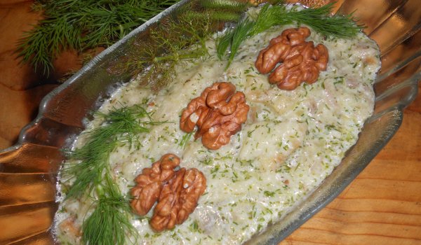 Млечна салата от патладжани
