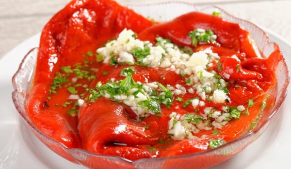 Млечна салата с чушки