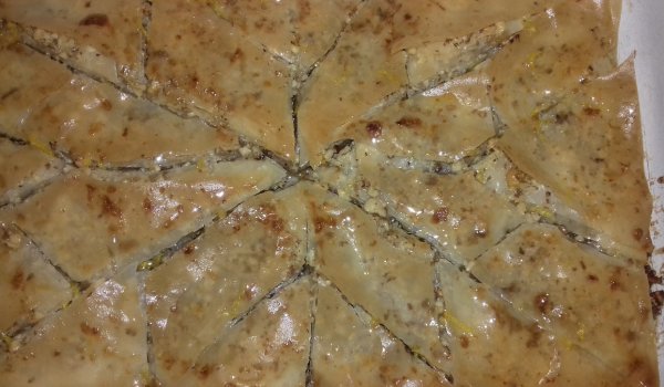 Много лесна баклава с грис и орехи