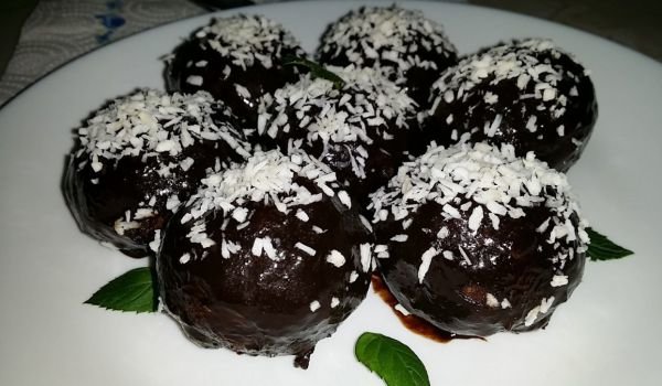 Много шоколадови топки