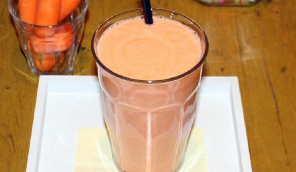 Морковено смути