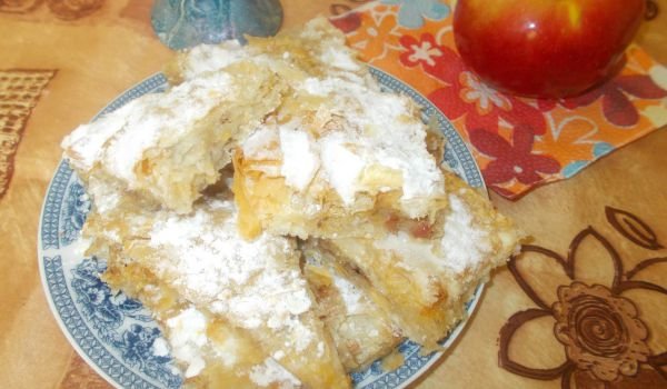 Мързелив щрудел с ябълки и канела