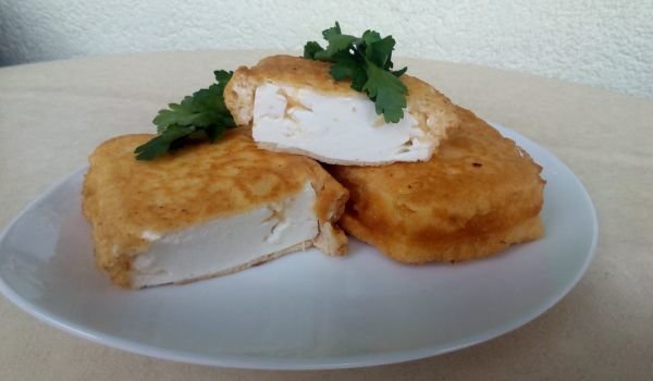 Мързеливо панирано сирене