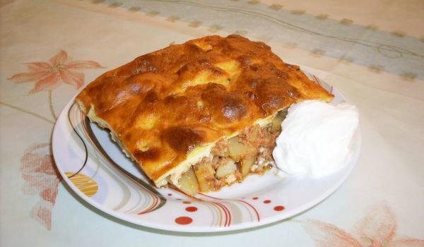 Мусака с кисело мляко