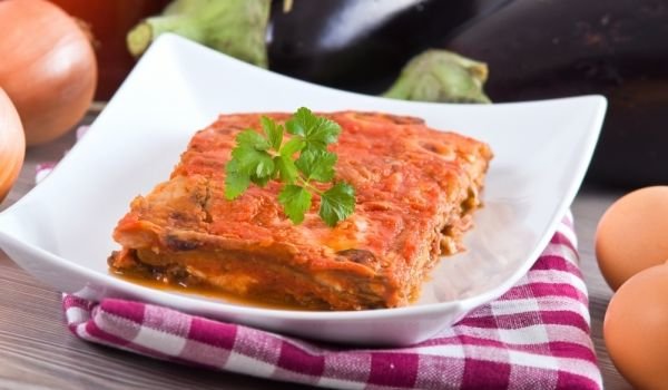 Мусака с патладжани и заливка