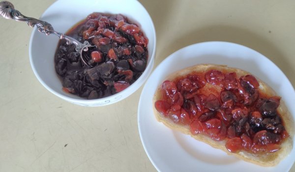 Най- вкусното сладко от череши и портокалови кори
