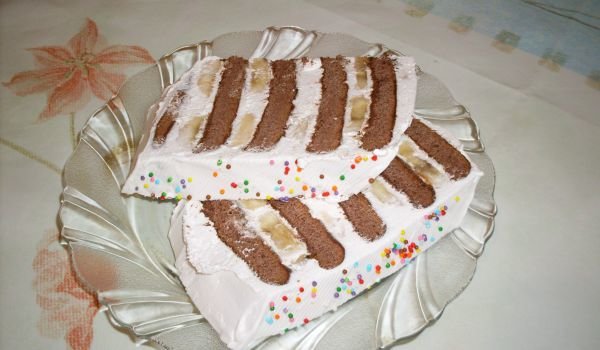 Най-вкусната бисквитена торта с банани