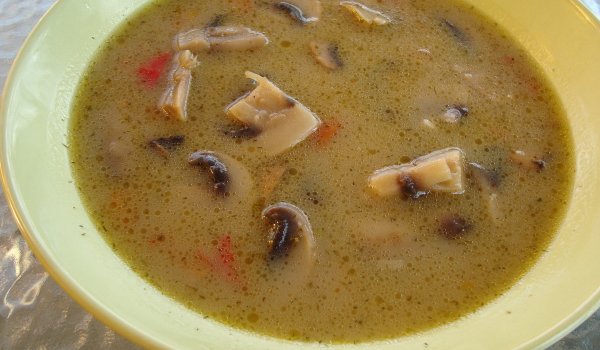 Най-вкусната гъбена чорба с чесън