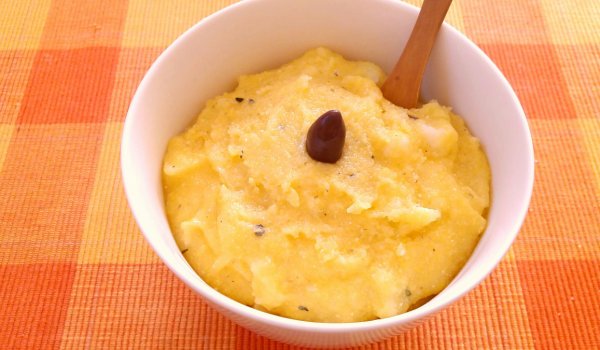 Най-вкусния качамак с карфиол и босилек