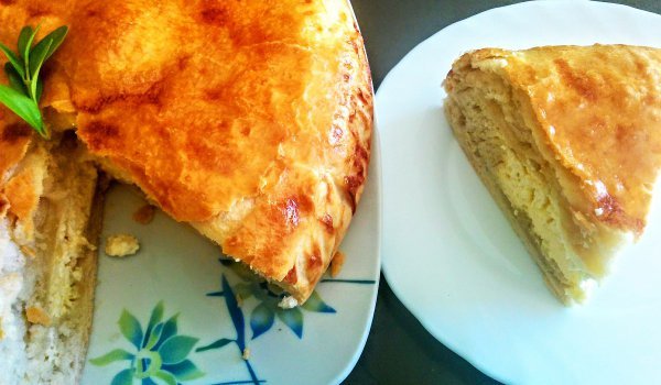 Напластена пита