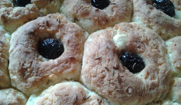 Неделни сиренки с подправки