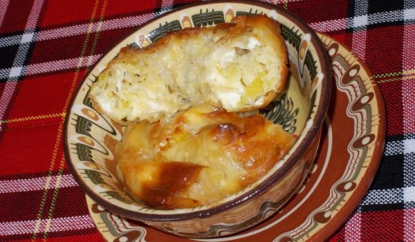 Неустоими банички аламинут с праз