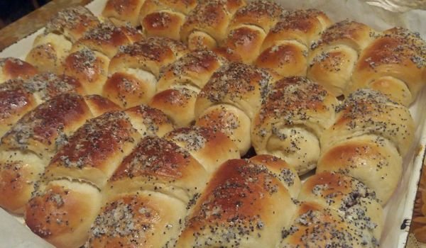 Невероятни козуначени кифлички