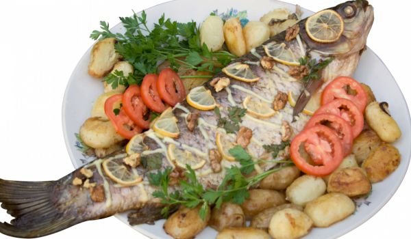 Никулденски шаран, пълнен с орехи
