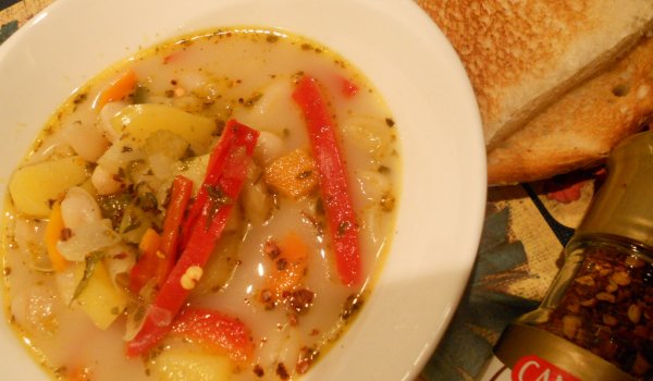 Нискокалорична безглутенова зеленчукова супа