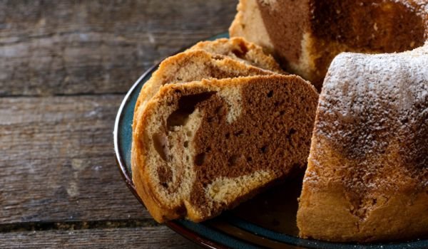 Обикновен кекс с какао и кафява захар