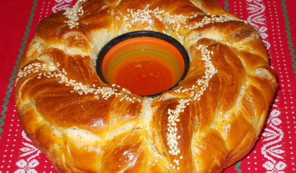 Обредна погача на листа за Трифон Зарезан