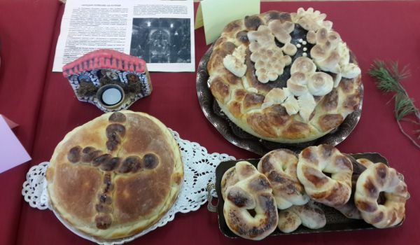 Обредни хлябове и коледни колаци