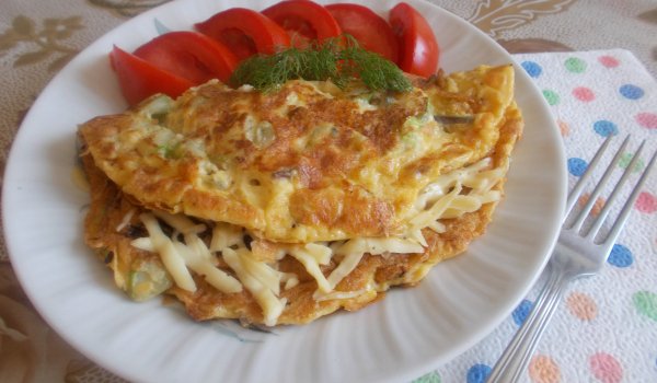 Омлет с тиквички и кашкавал
