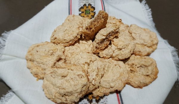 Ореховки със сусам