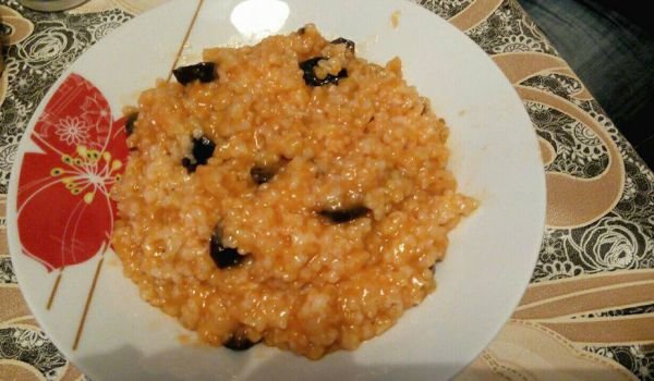 Ориз с домати и маслини