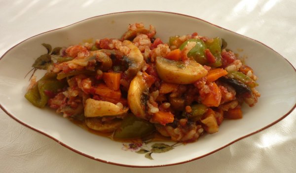 Ориз с гъби и зеленчуци