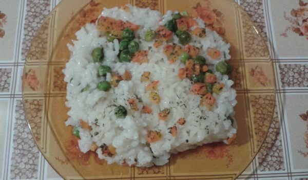 Ориз с моркови и грах