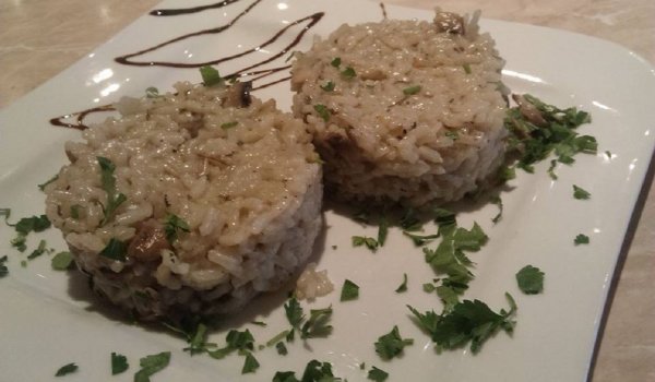 Ориз с пилешки воденички