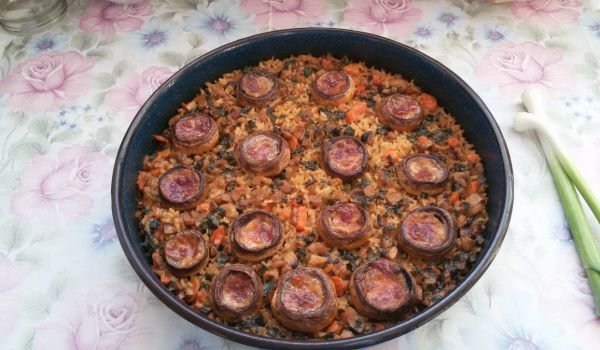 Ориз с пълнени гъбки