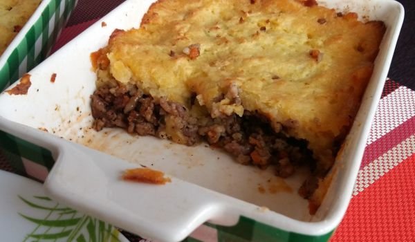 Овчарски пай с червено вино
