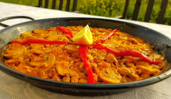 Паеля с Ориз и Гъби