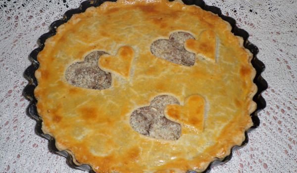 Пай с банани, шоколад и орехи