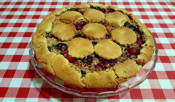 Пай с череши и сладко