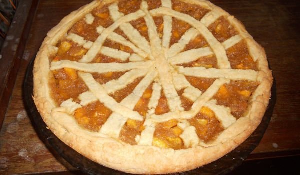 Пай с праскови