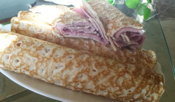 Палачинки с плънка от шунка