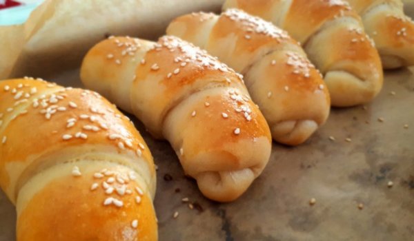 Памук кифлички със сирене
