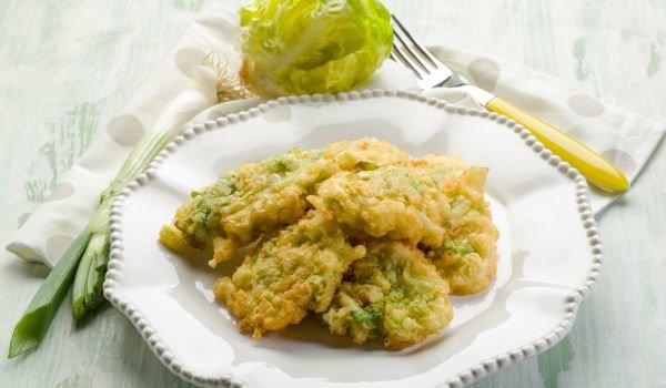 Паниран праз лук