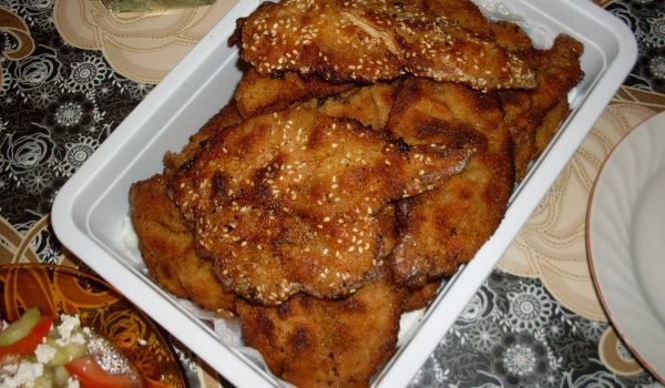 Панирани домашни пилешки филета