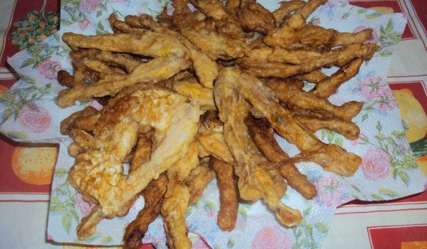 Панирани жабешки бутчета