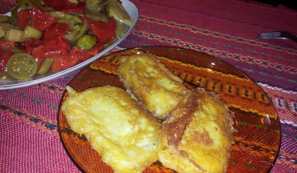 Панирани кашкавалени правоъгълници с бира
