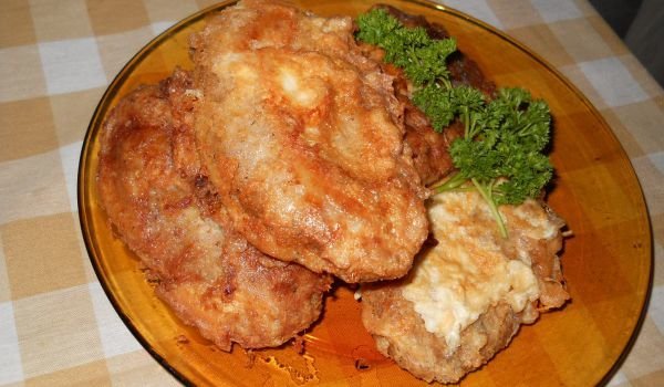 Панирани пилешки шницели
