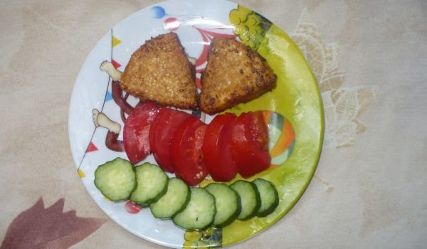 Панирани сиренца със сусам